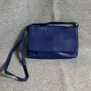 Blue faux leather J crew shoulder bag. Great for an evening out on the town!